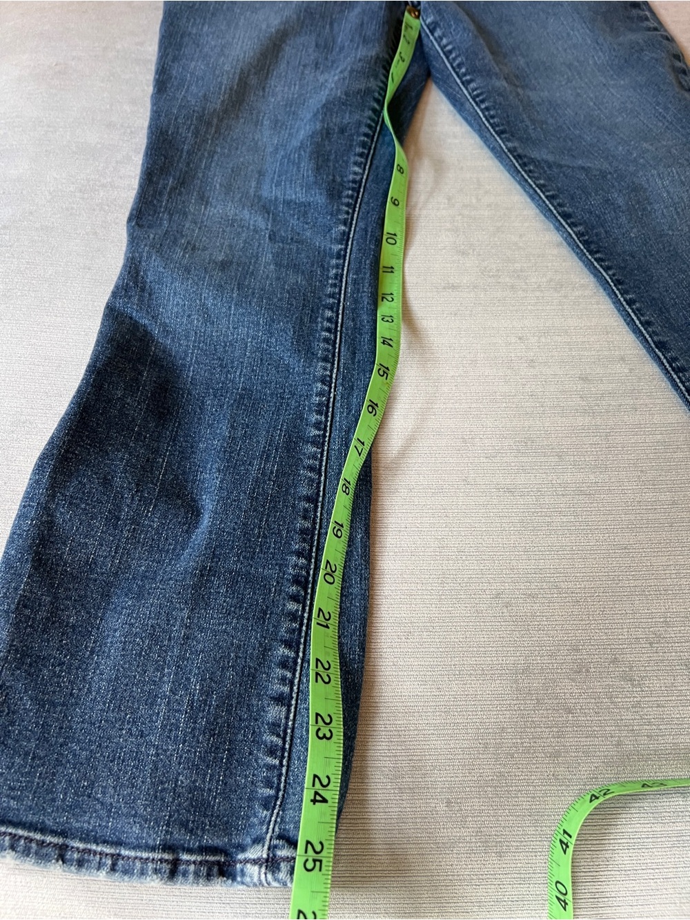 Frame Denim Women's Dark Blue Le Crop Mini Boot Sz 27 - Picture 4 of 7